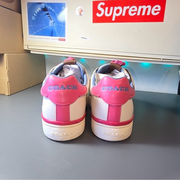 Coach women’s low line love sneakers - Picture 2 of 8